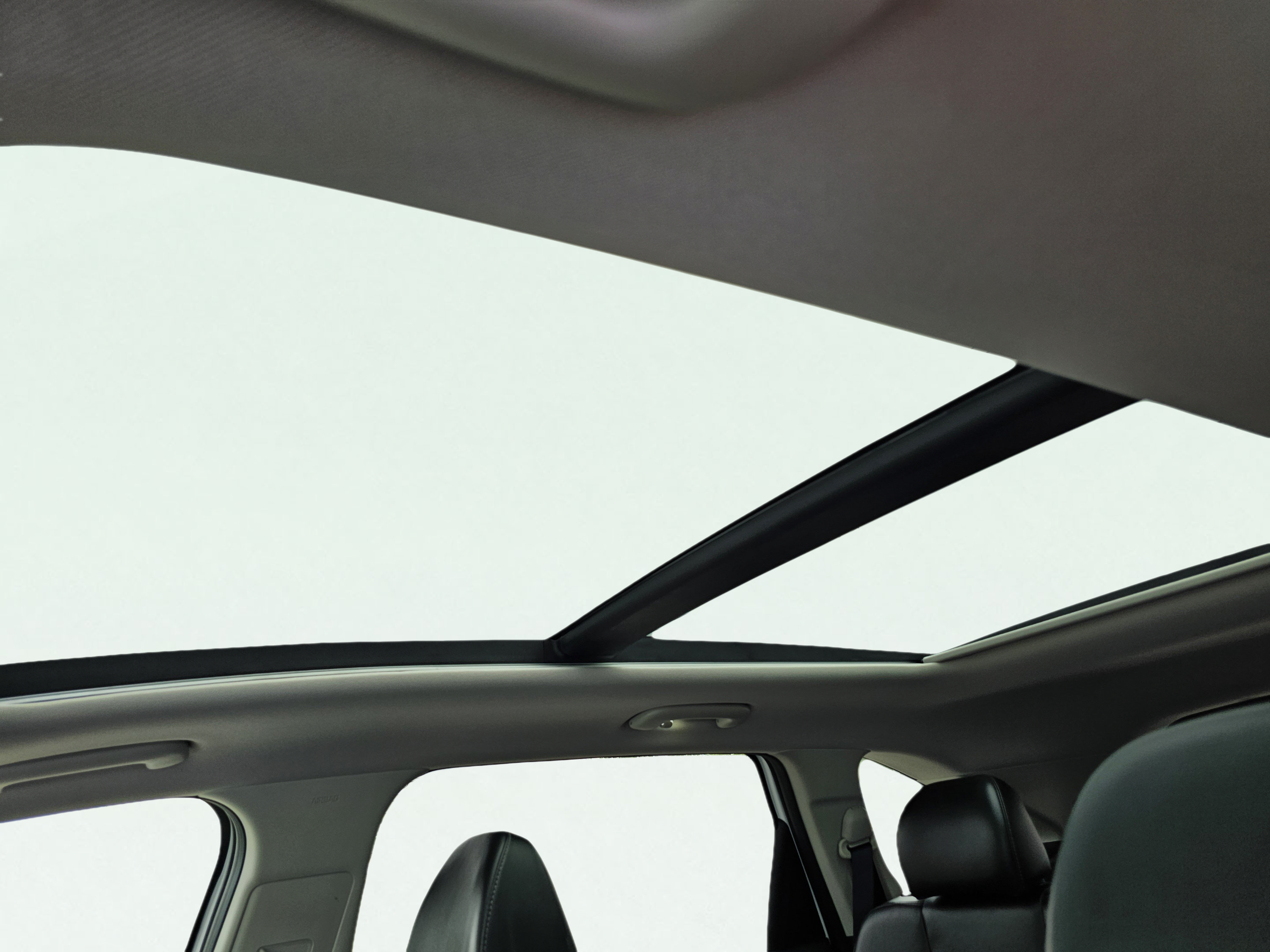 Used 2024 Kia Sorento S w/ Panoramic Sunroof Package FWD image 33