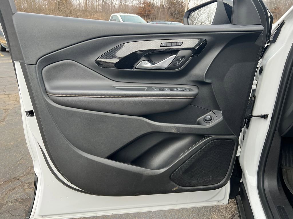 Used 2022 GMC Terrain AT4 w/ LPO, Floor Liner Package image 11