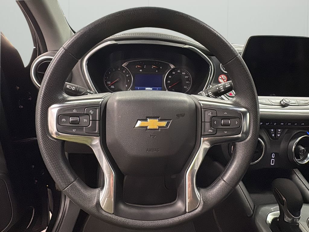 Used 2025 Chevrolet Blazer LT image 10