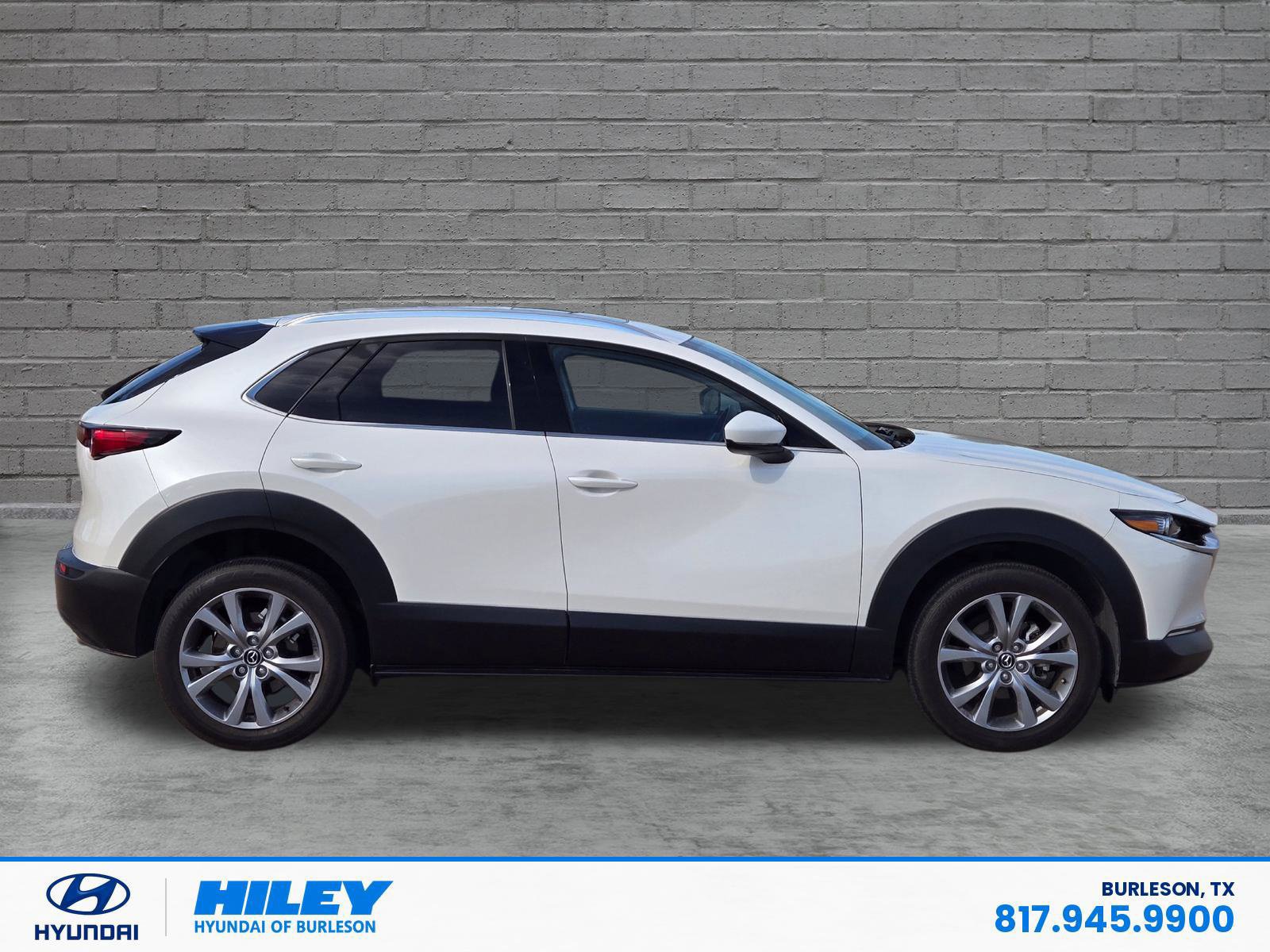 Used 2023 MAZDA CX-30 AWD 2.5 S w/ Premium Package image 3