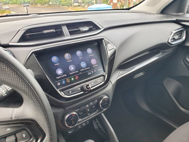 Certified 2022 Chevrolet TrailBlazer LT w/ Convenience Package FWD image 28