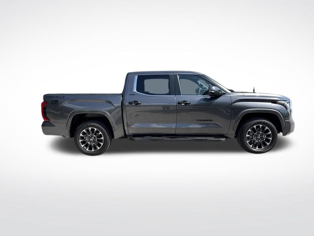 Used 2026 Toyota Tundra Limited AWD/4WD image 4