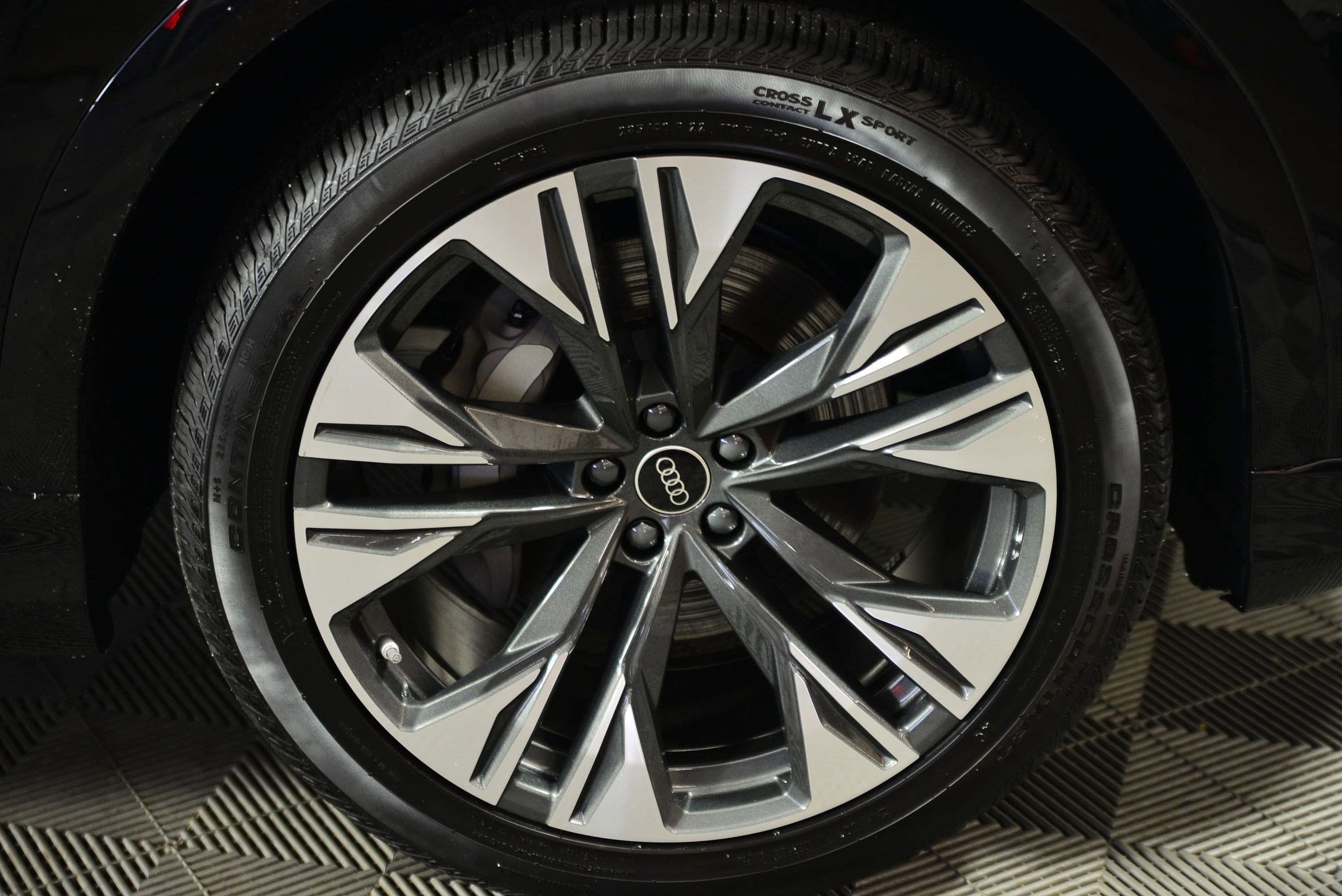 New 2025 Audi Q8 Premium Plus image 9