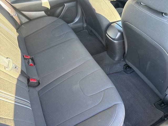 Used 2023 Hyundai Elantra SEL FWD image 30