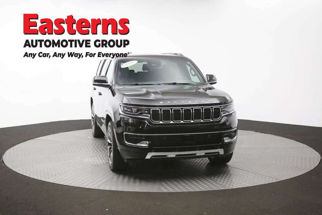 Used 2024 Jeep Wagoneer Series III w/ Premium Group I AWD/4WD image 58