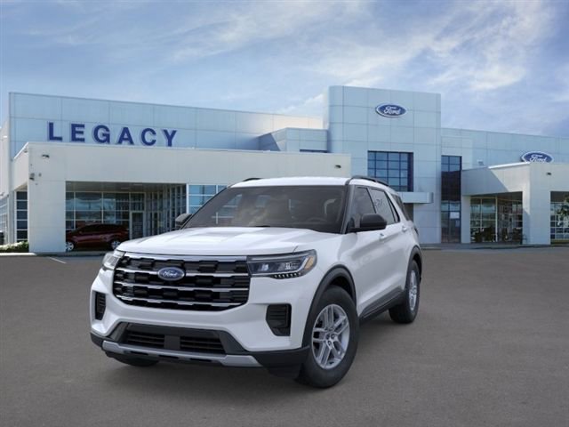 New 2026 Ford Explorer Active RWD image 2