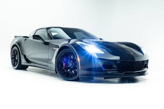 Used 2015 Chevrolet Corvette Z06 w/ 3LZ Preferred Equipment Group RWD image 5