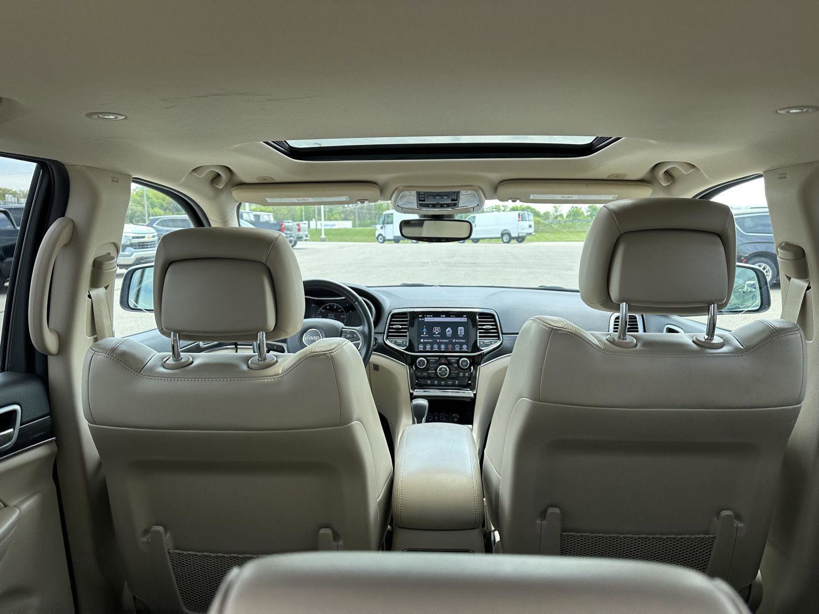 Used 2021 Jeep Grand Cherokee Limited AWD/4WD image 8