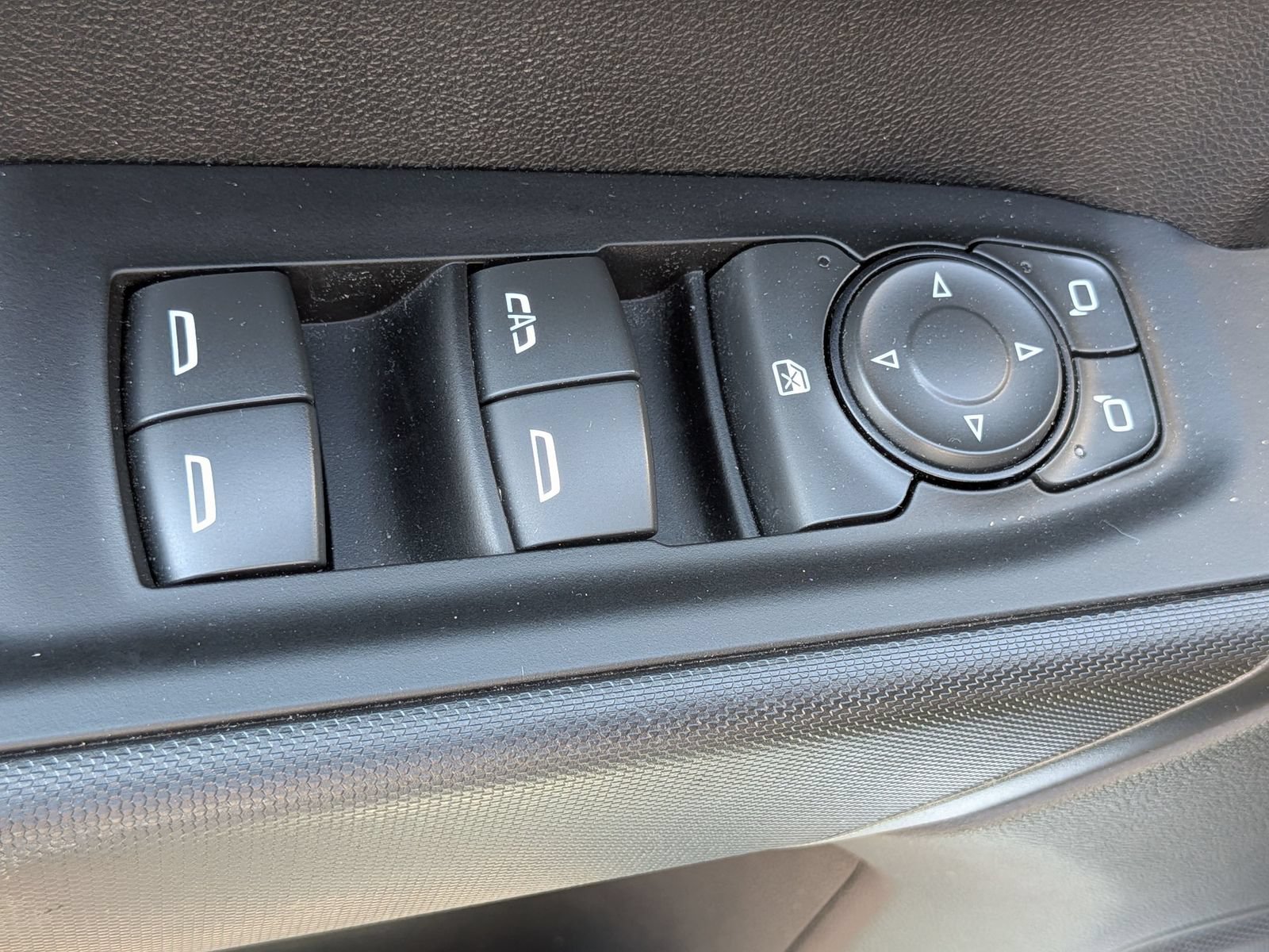 Used 2022 Chevrolet Silverado 1500 Custom AWD/4WD image 14