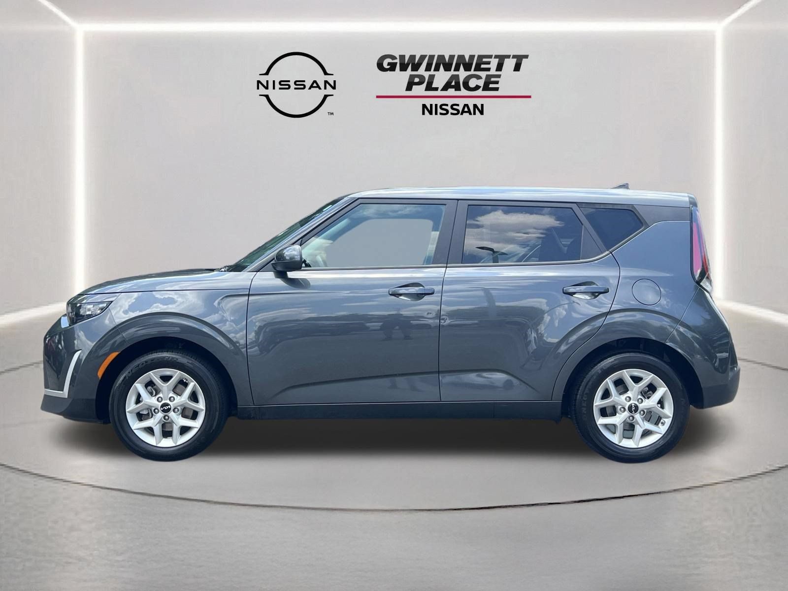 Used 2024 Kia Soul LX w/ Option Group 015 FWD image 19
