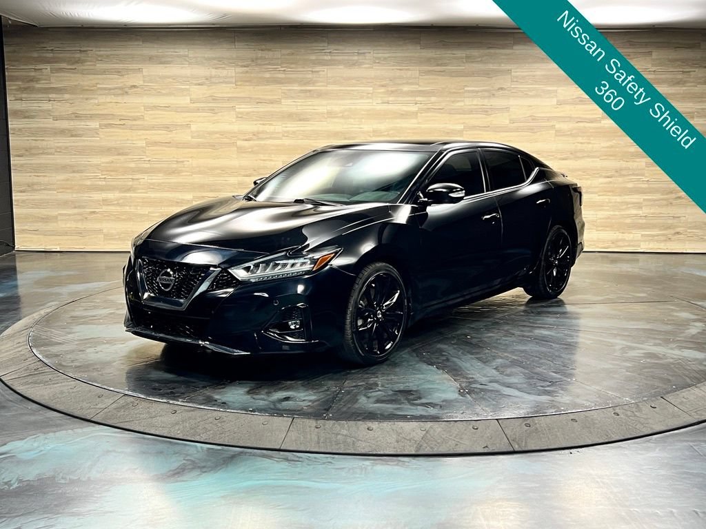 Used 2022 Nissan Maxima SR w/ Sport Mat Group FWD image 5