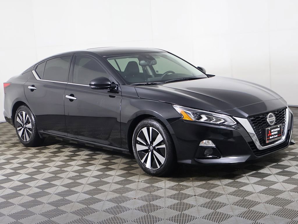 Used 2019 Nissan Altima 2.5 SV FWD image 2