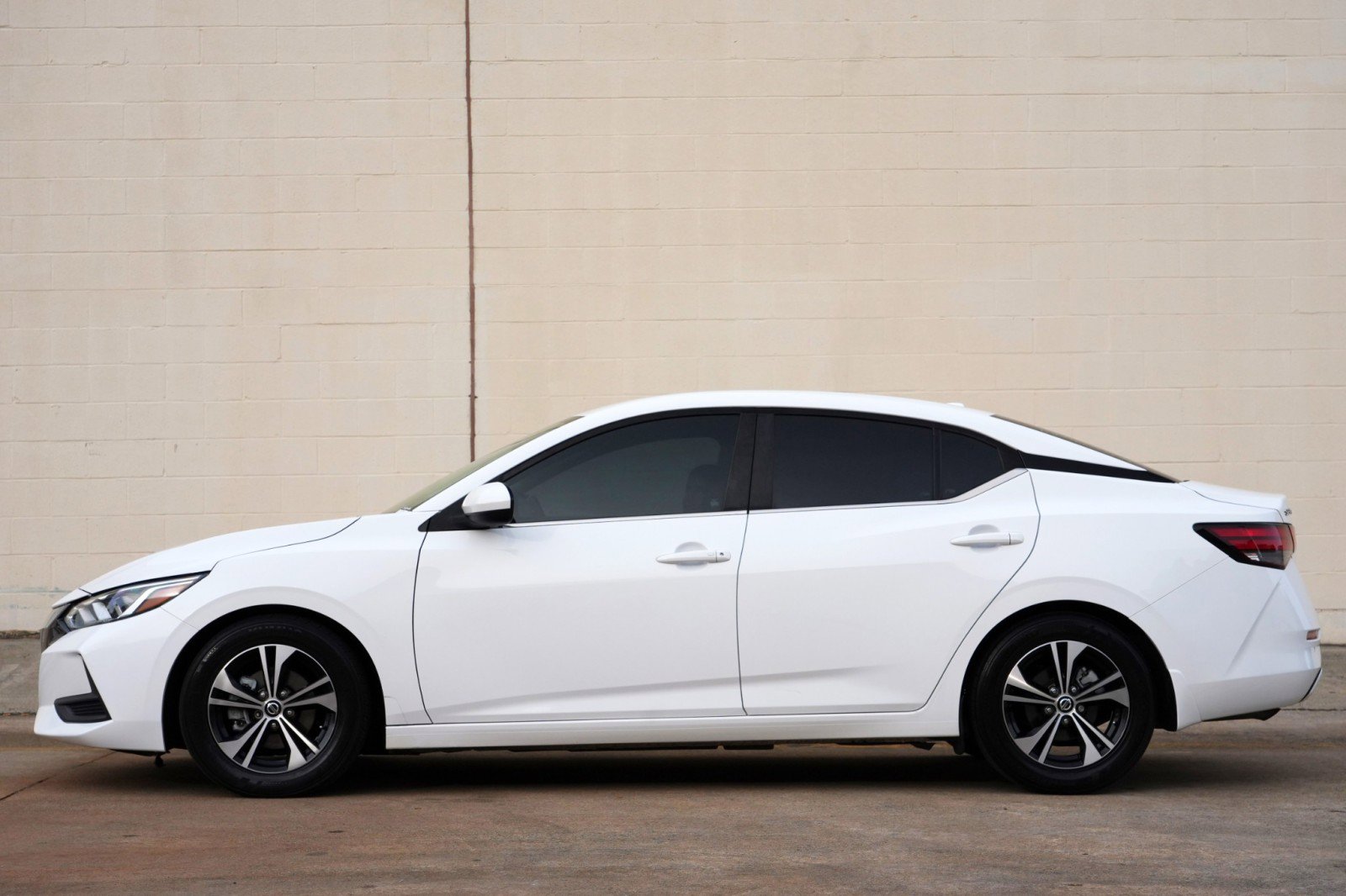 Used 2021 Nissan Sentra SV FWD image 8