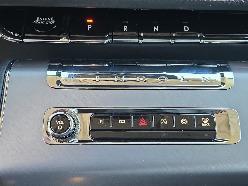 New 2026 Lincoln Aviator 2WD image 17