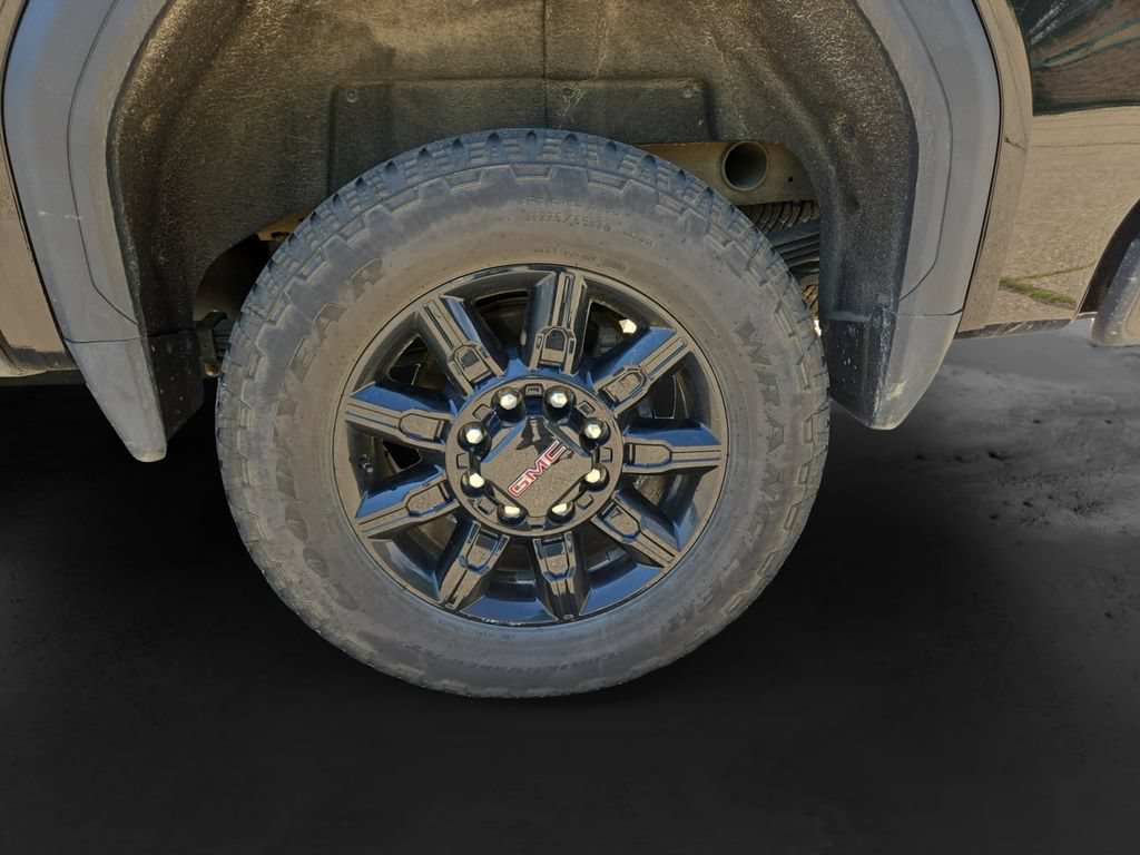 Used 2025 GMC Sierra 2500 AT4 AWD/4WD image 13