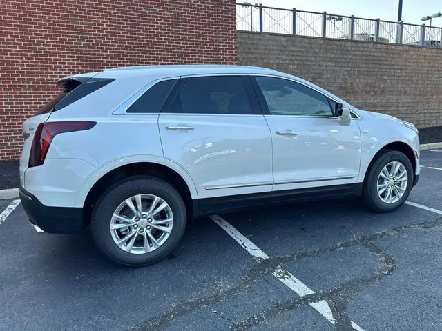 New 2025 Cadillac XT5 Luxury image 8
