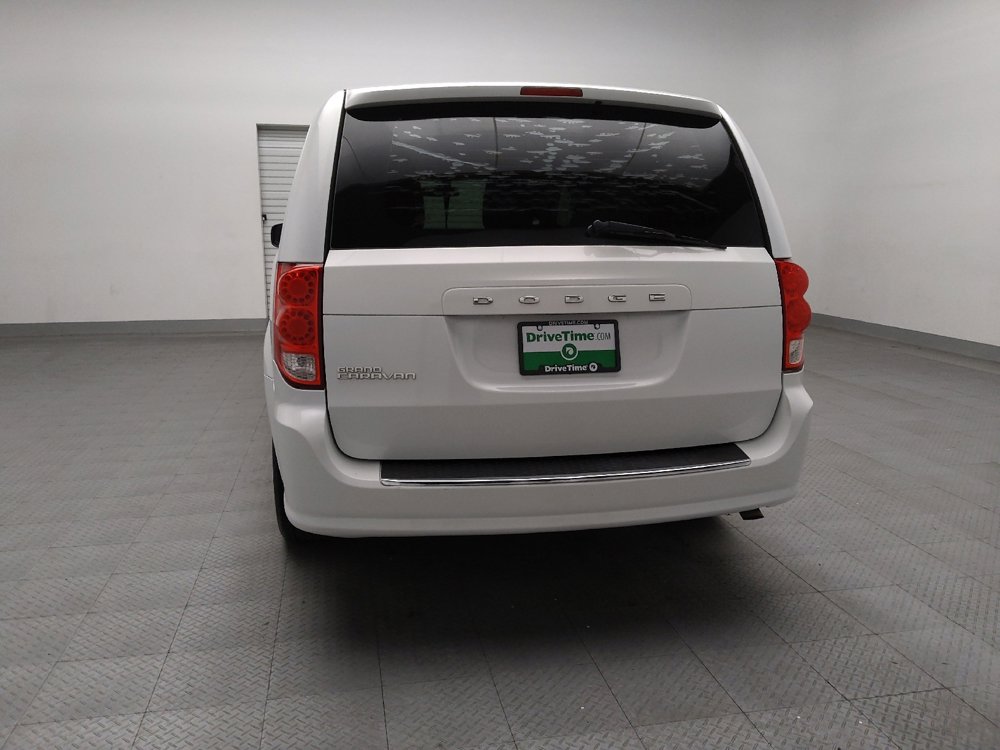 Used 2016 Dodge Grand Caravan American Value Package image 6