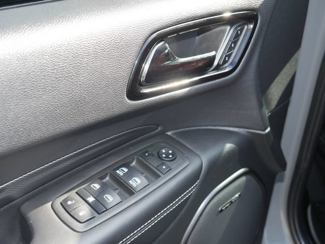Used 2022 Dodge Durango SRT w/ Technology Group AWD/4WD image 17