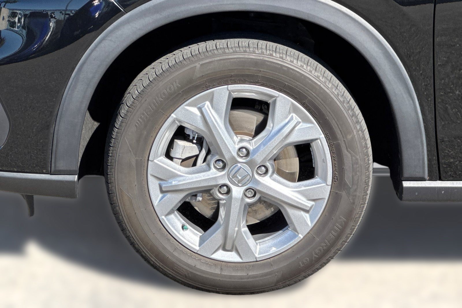 Certified 2025 Honda HR-V LX image 12