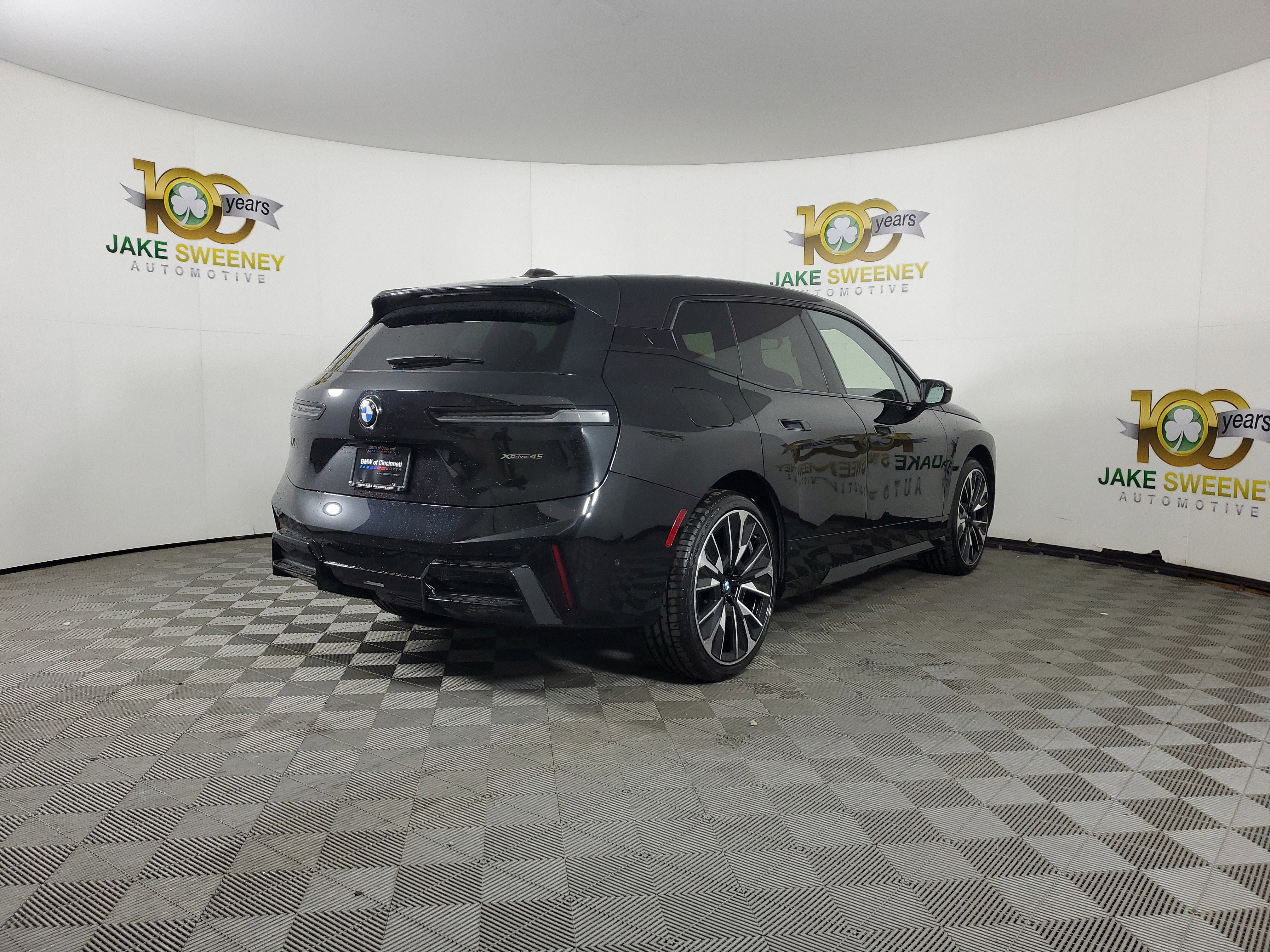 New 2026 BMW iX xDrive45 w/ M Sport Package image 7