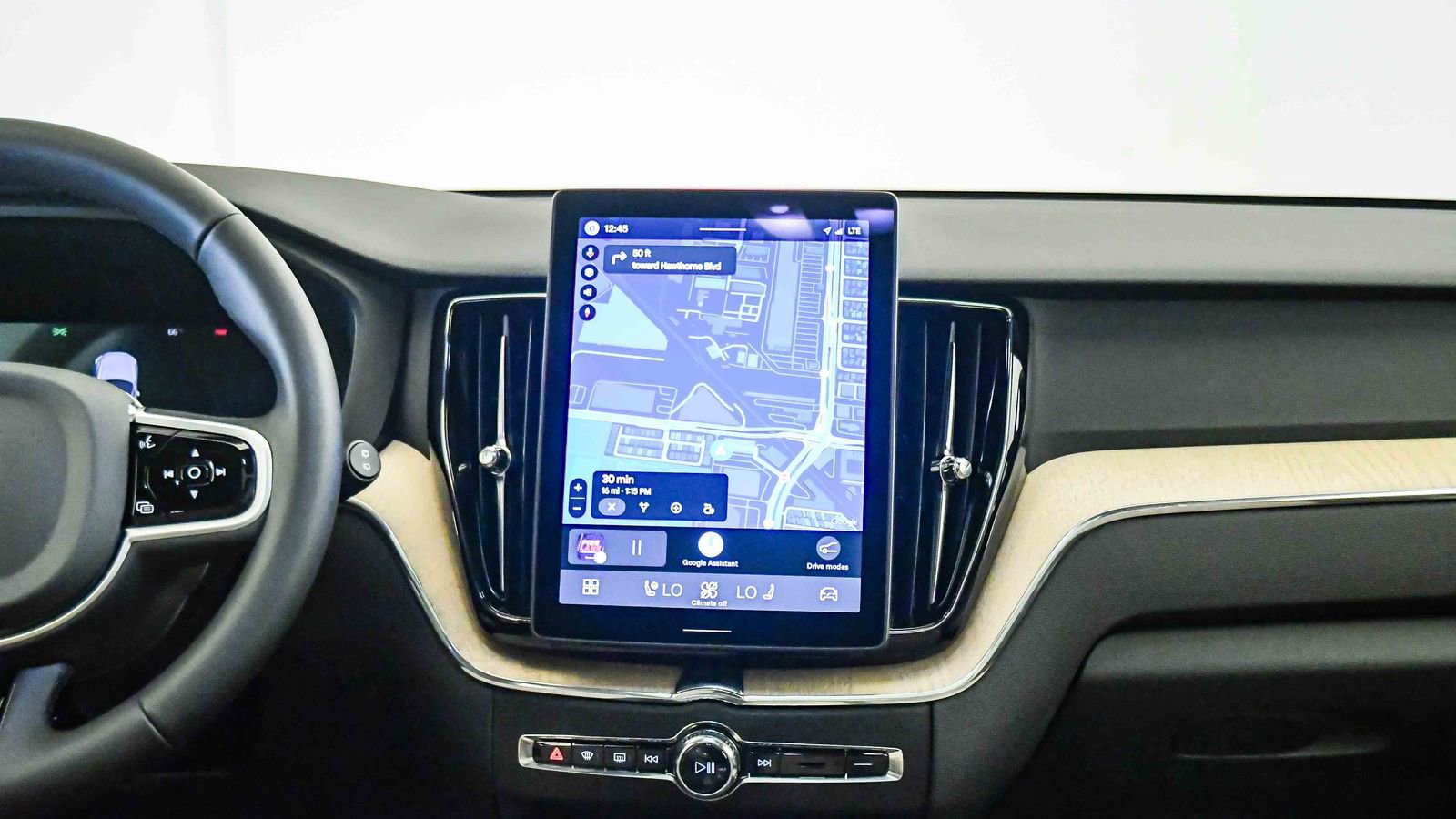 Certified 2026 Volvo XC60 B5 Plus w/ Protection Package Premier AWD/4WD image 14