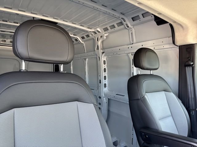 Used 2026 RAM ProMaster 2500 w/ Convenience Group FWD image 12