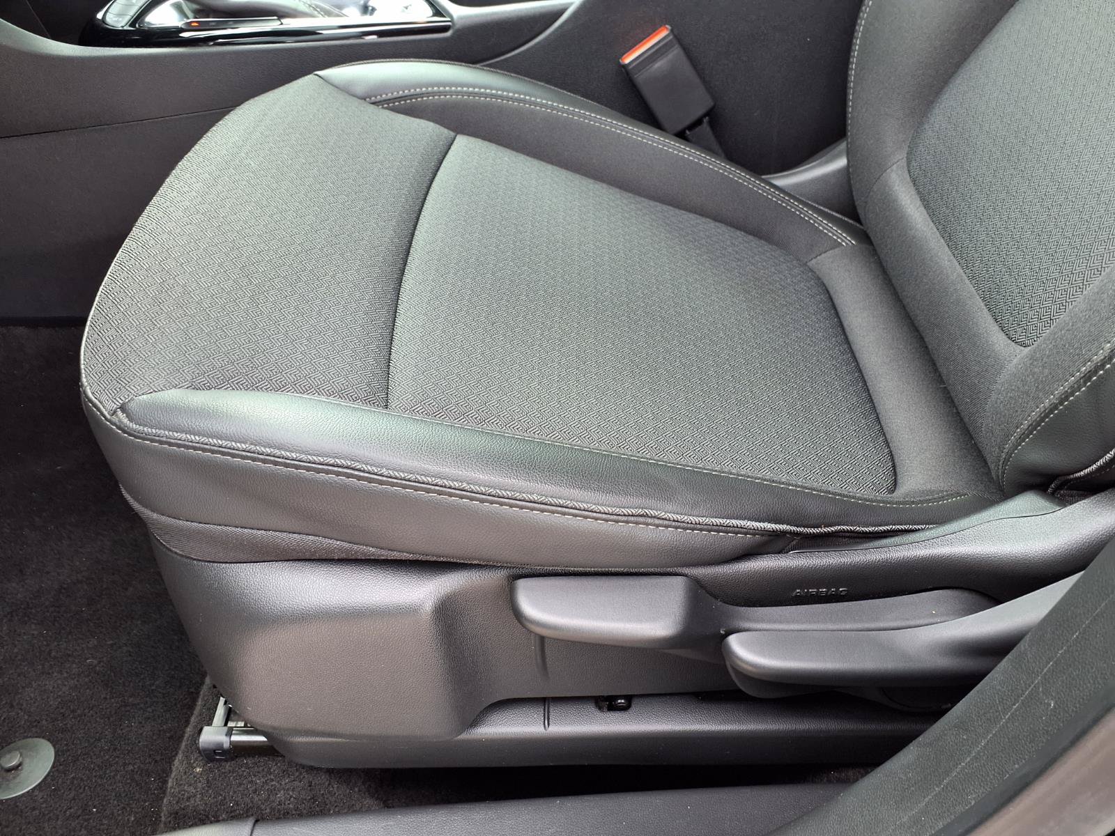 Used 2024 Buick Encore GX Preferred FWD image 22