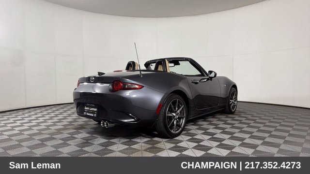 Used 2016 MAZDA MX-5 Miata Grand Touring RWD image 4