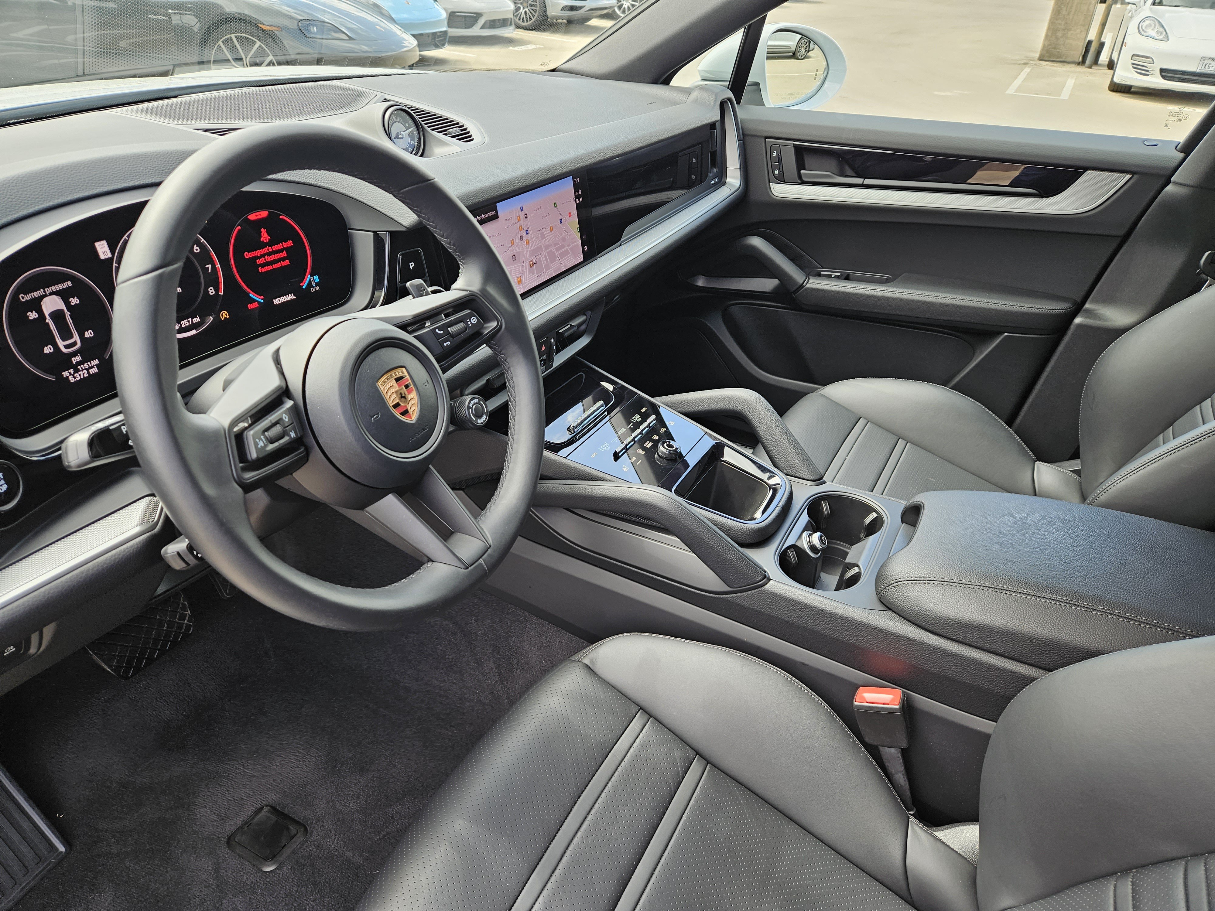 Certified 2026 Porsche Cayenne Coupe AWD/4WD image 4