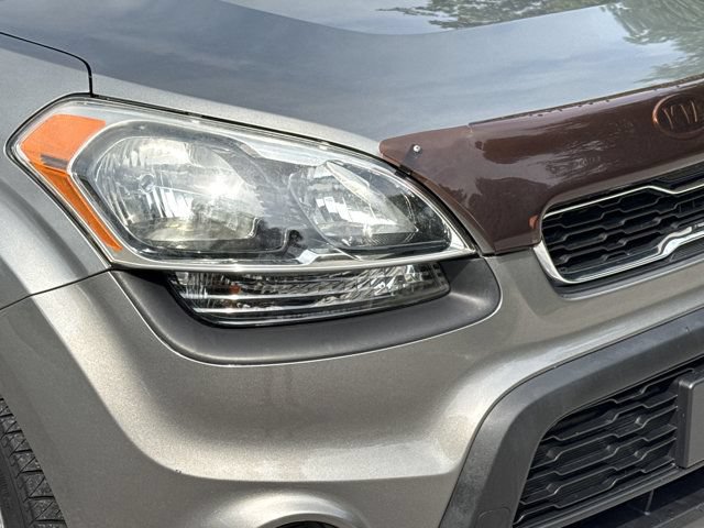 Used 2012 Kia Soul + FWD image 10