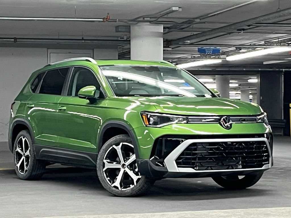New 2026 Volkswagen Taos SEL AWD/4WD image 2
