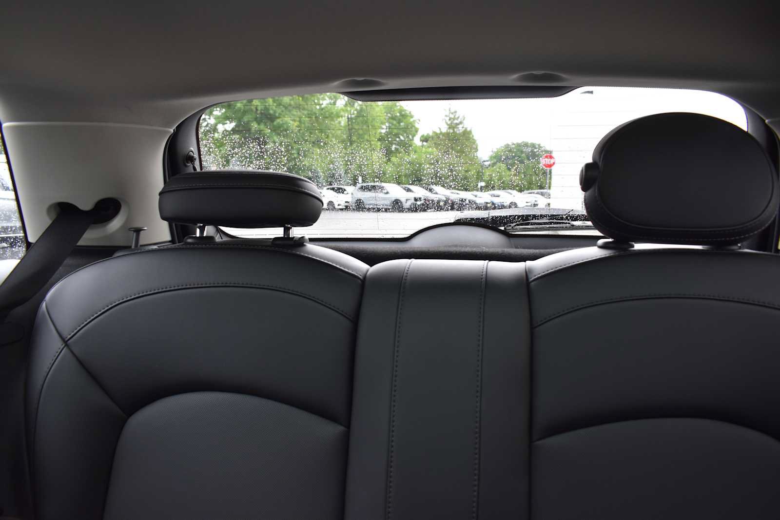 Used 2017 MINI Cooper 2-Door Hardtop FWD image 16