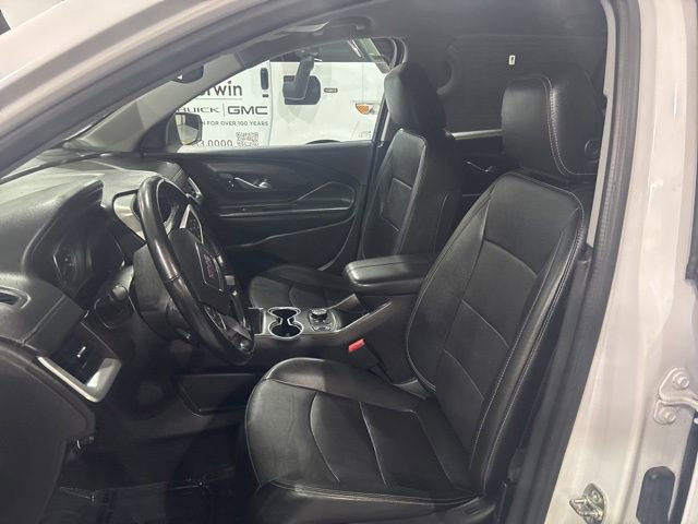 Used 2024 GMC Terrain SLT AWD/4WD image 11