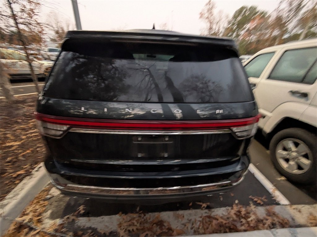 Used 2022 Lincoln Aviator Reserve w/ Elements Package Plus image 5