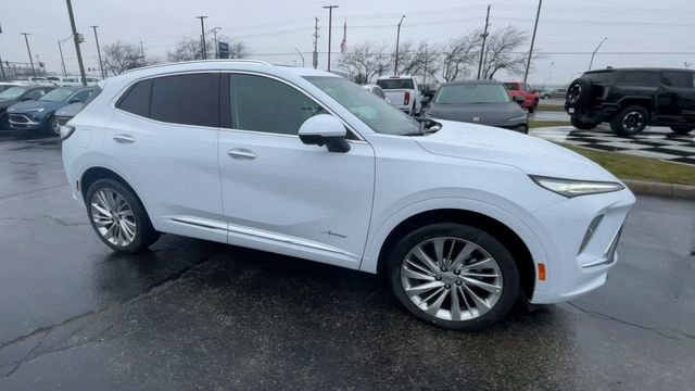 New 2026 Buick Envision Avenir image 3