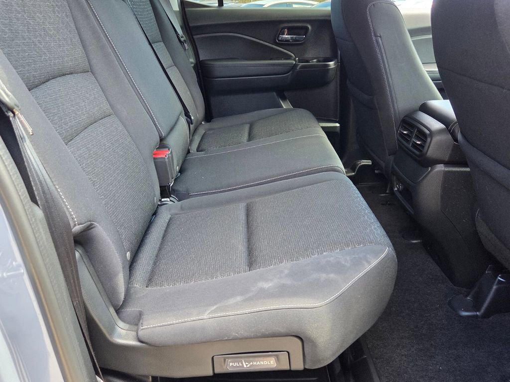 Used 2024 Honda Ridgeline Sport image 18
