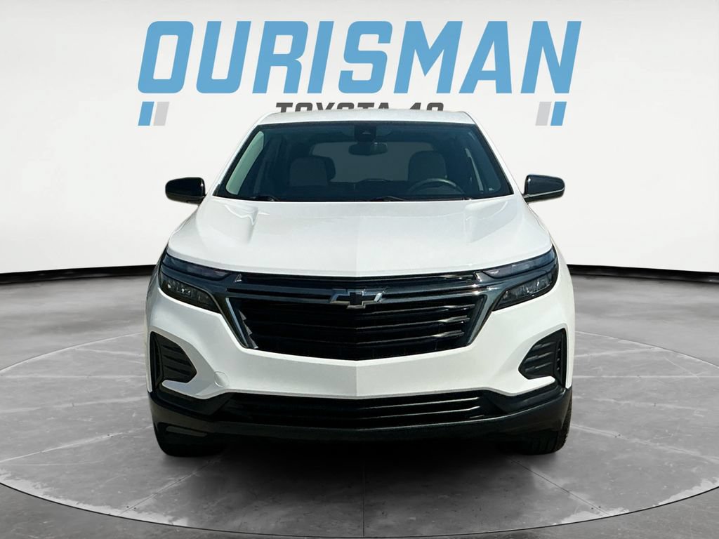 Used 2024 Chevrolet Equinox LS w/ Sport Edition FWD image 2
