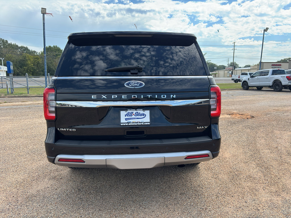 Used 2023 Ford Expedition Max Limited image 4