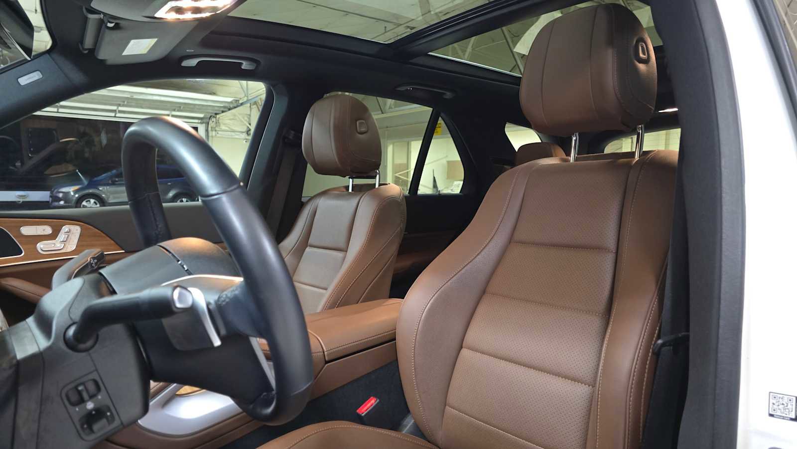 Certified 2024 Mercedes-Benz GLE 350 4MATIC image 21