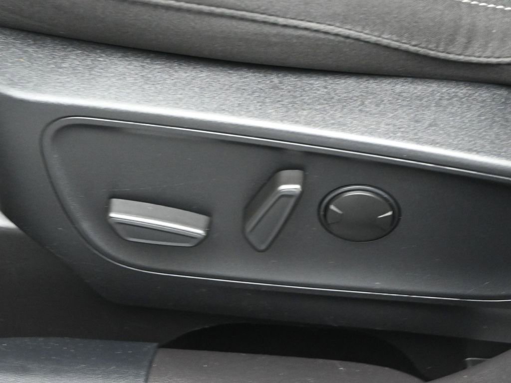 Used 2024 Ford Escape Active image 10