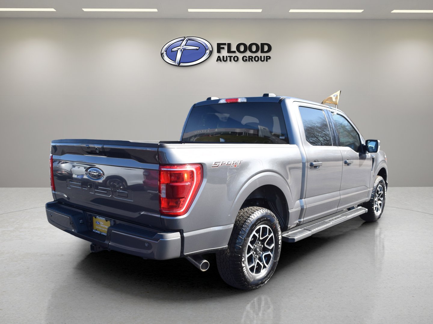 Used 2023 Ford F150 XLT w/ Equipment Group 302A High image 4