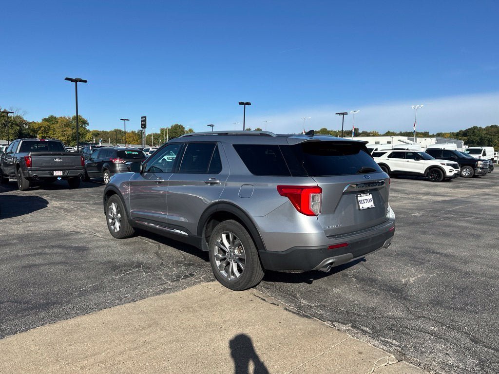 Certified 2022 Ford Explorer Limited AWD/4WD image 5