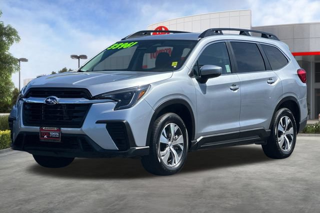 Used 2025 Subaru Ascent Premium AWD/4WD image 9