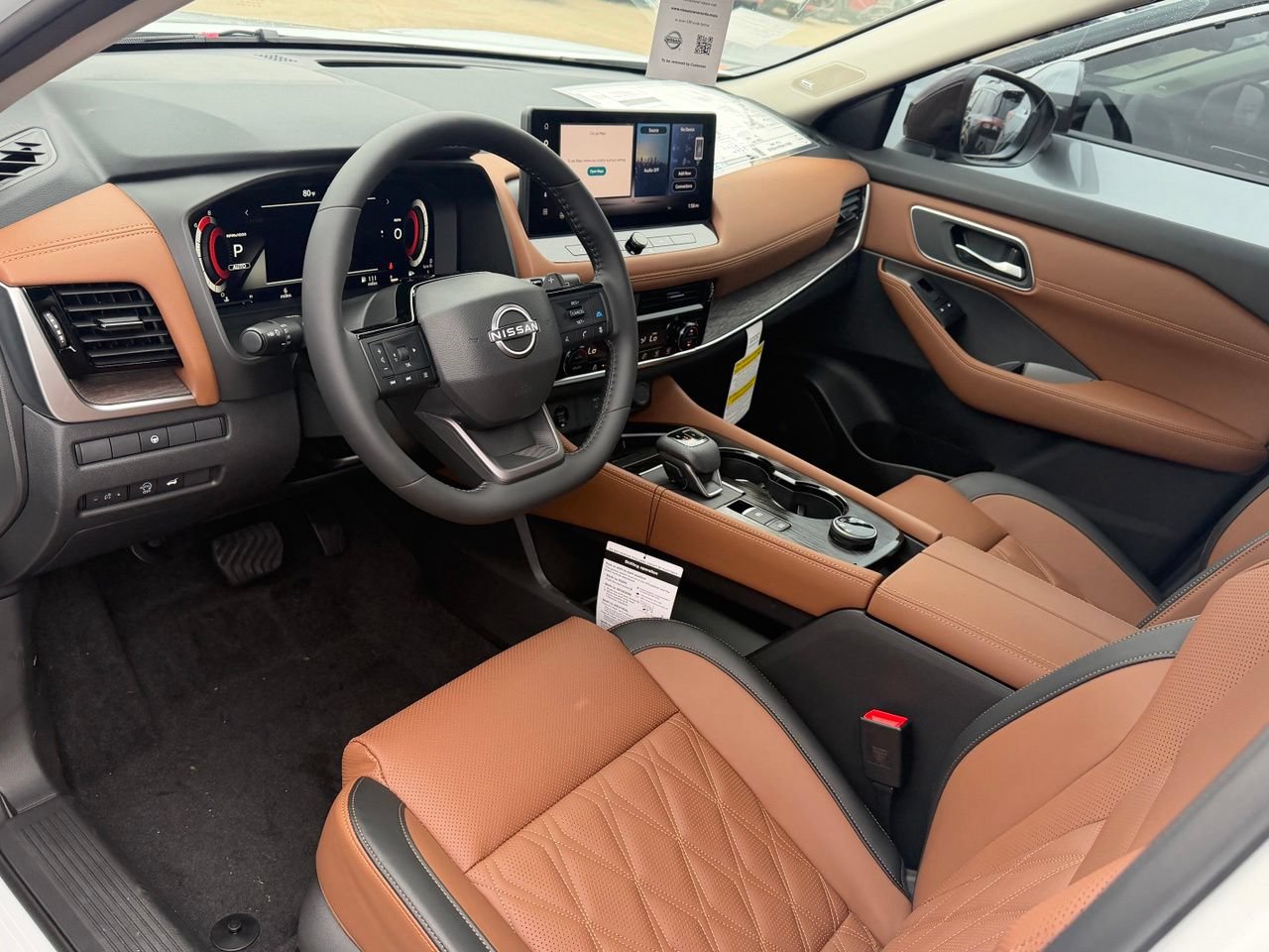 New 2026 Nissan Rogue Platinum AWD/4WD image 12