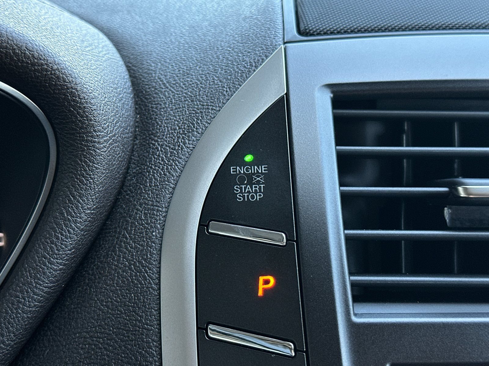 Used 2019 Lincoln MKC Reserve FWD image 23