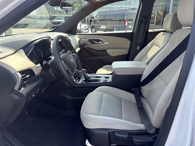 Certified 2023 Chevrolet Traverse LS w/ Safety Package FWD image 18