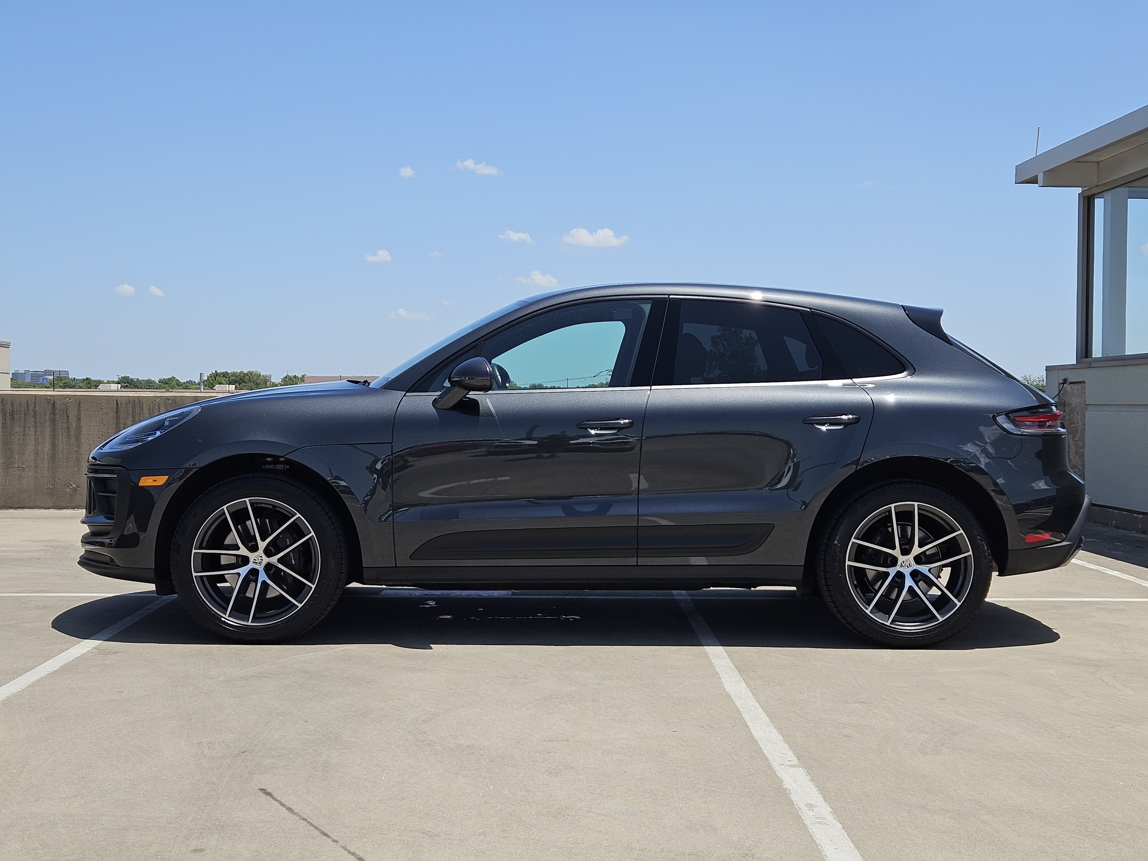 Certified 2026 Porsche Macan AWD/4WD video 2