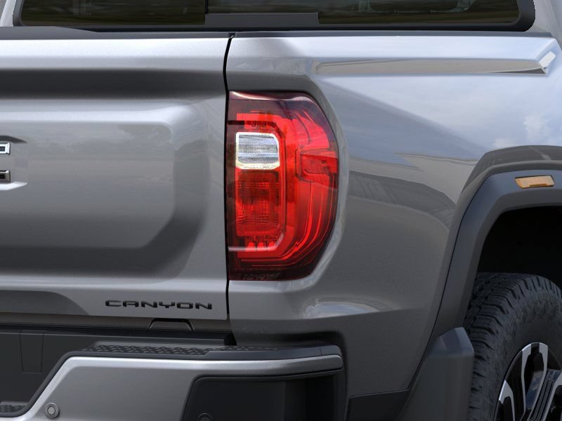 New 2026 GMC Canyon Denali w/ LPO, Black Badging Package AWD/4WD image 11