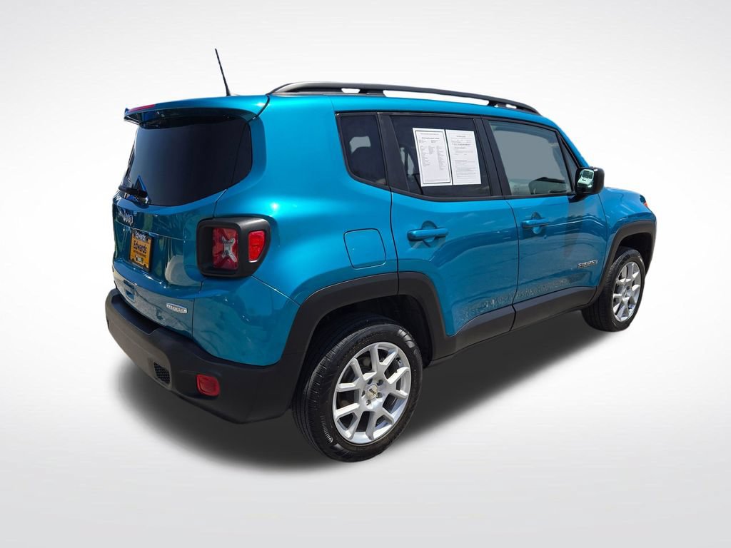 Used 2022 Jeep Renegade Latitude AWD/4WD image 3