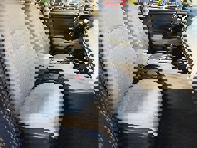 Used 2023 Honda HR-V LX image 19